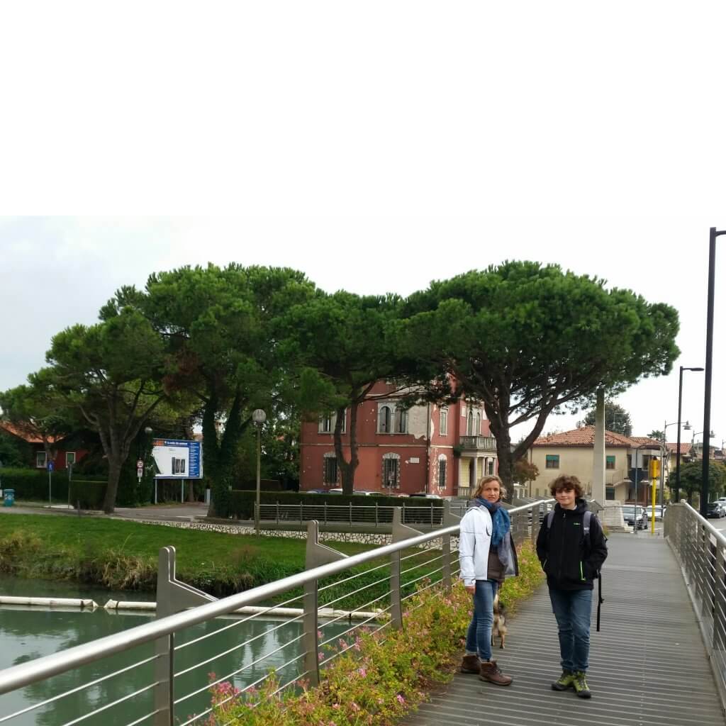 photogrid_1476377522036